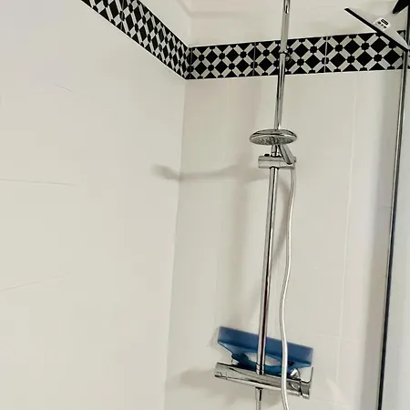 Sea Breeze Apartamento *